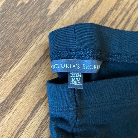 Victoria's Secret Black Leggings - Picture 2 of 4